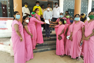 Asha worker protest in surapur