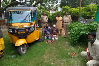 Illegal liquor confiscation in Kakinada city