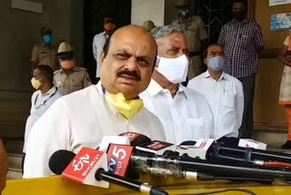 Home Minister Bommai held a preliminary meeting ಪೂರ್ವಭಾವಿ ಸಭೆ‌ ನಡೆಸಿದ ಗೃಹ ಸಚಿವ ಬೊಮ್ಮಾಯಿ