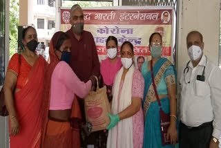 Prabuddha Bharati International and Muskan organization distributed ration in Dwarka