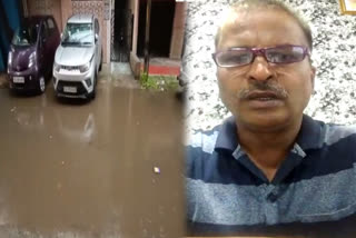 People troubled by water logging problem in Dilshad Colony