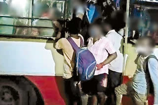 covid patients are carried in bus at vishakapatnam