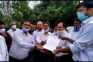 Advocates submitted memorandum to Additional Collector regarding financial package