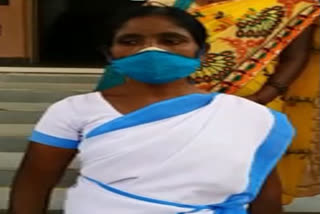 asha worker agitation in madakasira ananthapuram district