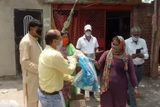 Karuna the Compassion distributed raw ration in Hindu refugee camp in rohini