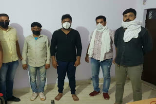 Karaval Nagar police arrested two vicious miscreants declared as fugitives in more than 25 criminal cases