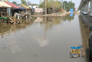 water logging near tikri border metro station slum area in delhi