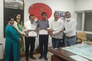 Ek Saarthak Prayaas organization honored Administrative Officers in Najafgarh