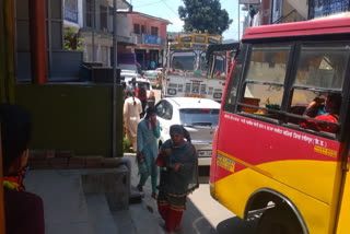 traffic jam in Bharedi market