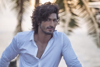 vidyut jammwal says i am not a star son, have survived because of friendship