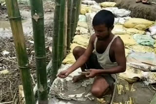 Public of Kalaigaon busy in construction of embankment