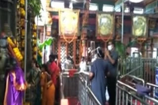 devotees sarshan to  vijayawada durga temple on sravana masam