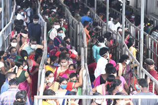 rush at vijayawada temple