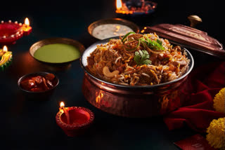 5 dot 5 lakh orders for chicken biryani received during lockdown swiggy