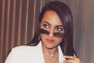 sonakshi joins top cop, cyber experts to fight cyber bullying