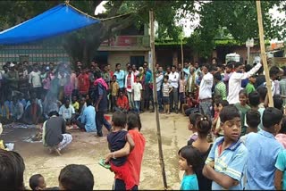 villagers-of-gidhauri-celebrating-nagpanchami-festival