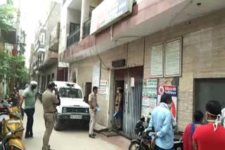 Report of a dozen policemen of Karaval Nagar police station turned Corona positive
