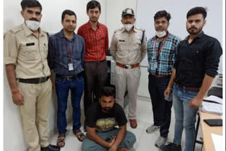 Bhopal police arrested accused in different cases