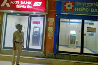 Chhawla police alert at atm in Delhi