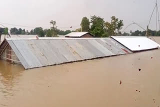 Assam floods  Schools  buildings  floods  அஸ்ஸாம் வெள்ள பாதிப்பு  அஸ்ஸாம் வெள்ளப்பெருக்கு  அஸ்ஸாம் வெள்ளம்  வெள்ள பாதிப்பு  வடகிழக்கு மாநிலங்களில் வெள்ளம்