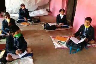 youth  provied Free education lessons to small students in bhandra