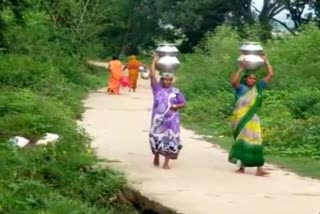 Water supply disrupted for 10 days in Giridih, Water supply disrupted in Giridih, Drinking water supply stopped in Giridih for 10 days, गिरिडीह में 10 दिनों से पेयजल आपूर्ति बंद, गिरिडीह में 10 दिनों से पेयजल आपूर्ति बाधित, गिरिडीह में पेयजल आपूर्ति की समस्या