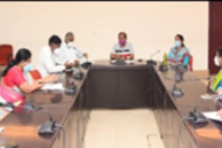 collector inthiyaz review meeting on covid hospitals