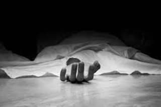 suicide attempt by pair in guntur dst wife died husband treatmented