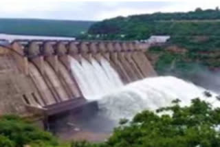 srisailam dam flowing heavily