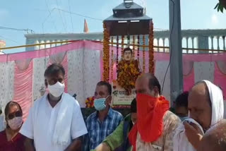 Martyr Yashwant Singh's statue unveiled