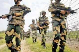 Ceasefire violation  Pakistan violates ceasefire  Poonch district  Jammu and Kashmir news  പാകിസ്ഥാന്‍ വീണ്ടും വെടിനിര്‍ത്തല്‍ ലംഘിച്ചു  പാകിസ്ഥാന്‍  ജമ്മു കശ്‌മീര്‍