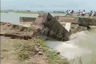 Bridge collapses due to floods in Bihar