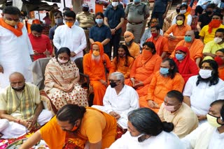 water-filled-from-har-ki-pauri-for-the-construction-of-ram-temple-in-ayodhya