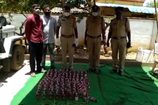 Alcohol smuggling in andhra telangana border