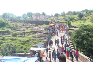 Devotees hanged on Baba Baijnath Mahadev temple on fourth Monday