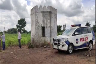 Half-burnt body of woman found near highway in Telangana  തെലങ്കാന  പാതി കത്തിയ സ്‌ത്രീയുടെ മൃതദേഹം  തെലങ്കാന ദേശീയപാത  എസ്‌പി എം. നാരായണ  highway Telangana  Telangana  Half-burnt body woman