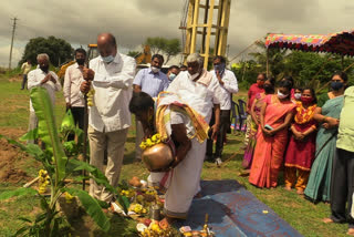 ನೀರಿನ ಟ್ಯಾಂಕ್ ನಿರ್ಮಾಣಕ್ಕೆ ಎಚ್. ಡಿ. ರೇವಣ್ಣ ಶಂಕುಸ್ಥಾಪನೆ