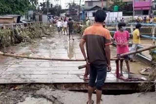 ক্ষতিগ্রস্ত সেতু