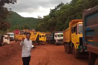 Sanduru MLA took class for lorry drivers