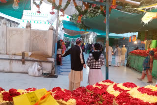 Pray for the security of the country at Ajmer Sharif Dargah