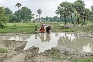 Gaya: Patients walk ten kilometers to reach the hospital