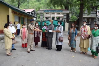 BJP Mahila Morcha sent Rakhi to soldiers