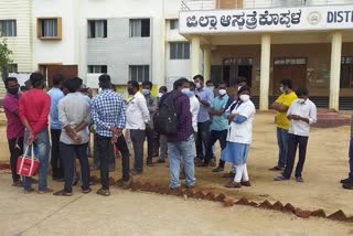 koppal-kims-lab-technicians-protest