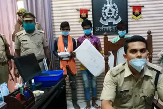 robbery gang busted in aligarh