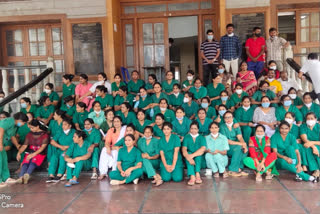 hospital staff Staff protests against doctor for Pressuring to work without quarantine