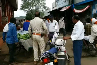 Administration action on roadside street vendors in Agar
