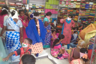 heavy flow to cloth stores in nalgonda spt market