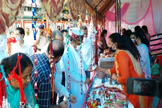 Indigenous Rakhis being made in Solan