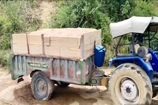 Sand tractor