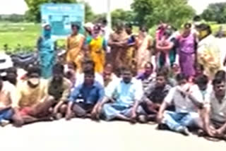 Telangana: Man died in sand truck collision- Relatives allege murder